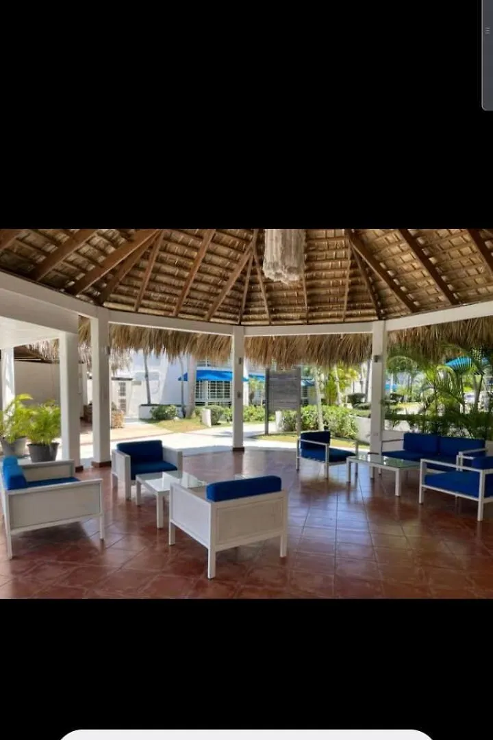 Playa Juan Dolio, Rd-Acceso Privado A La Playa Justo Al Frente En 1Ra Linea, Areas Sociales, Bbq, Piscina, Gazebos-Parqueo-Wifi-Netflix-Al Lado De Minimarket, Restaurantes, Bares, Tiendas, Clubes De Playa, Campos De Golf, Bancos Comerciales Y Mas Guayacanes 0*,