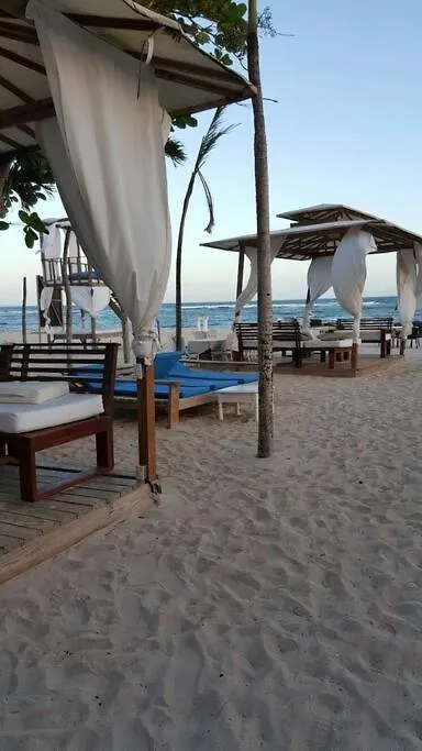 Playa Juan Dolio, Rd-Acceso Privado A La Playa Justo Al Frente En 1Ra Linea, Areas Sociales, Bbq, Piscina, Gazebos-Parqueo-Wifi-Netflix-Al Lado De Minimarket, Restaurantes, Bares, Tiendas, Clubes De Playa, Campos De Golf, Bancos Comerciales Y Mas 구아야카네스 도미니카 공화국