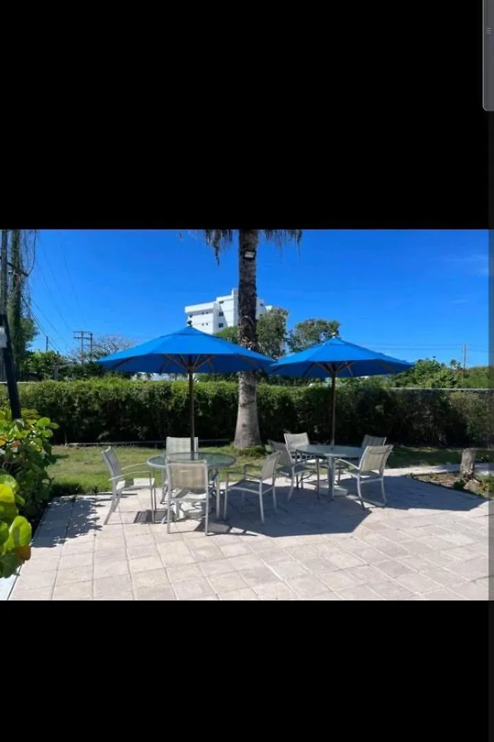 Playa Juan Dolio, Rd-Acceso Privado A La Playa Justo Al Frente En 1Ra Linea, Areas Sociales, Bbq, Piscina, Gazebos-Parqueo-Wifi-Netflix-Al Lado De Minimarket, Restaurantes, Bares, Tiendas, Clubes De Playa, Campos De Golf, Bancos Comerciales Y Mas 구아야카네스 0*,  도미니카 공화국
