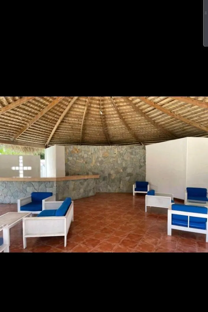 아파트 Playa Juan Dolio, Rd-Acceso Privado A La Playa Justo Al Frente En 1Ra Linea, Areas Sociales, Bbq, Piscina, Gazebos-Parqueo-Wifi-Netflix-Al Lado De Minimarket, Restaurantes, Bares, Tiendas, Clubes De Playa, Campos De Golf, Bancos Comerciales Y Mas 구아야카네스 도미니카 공화국
