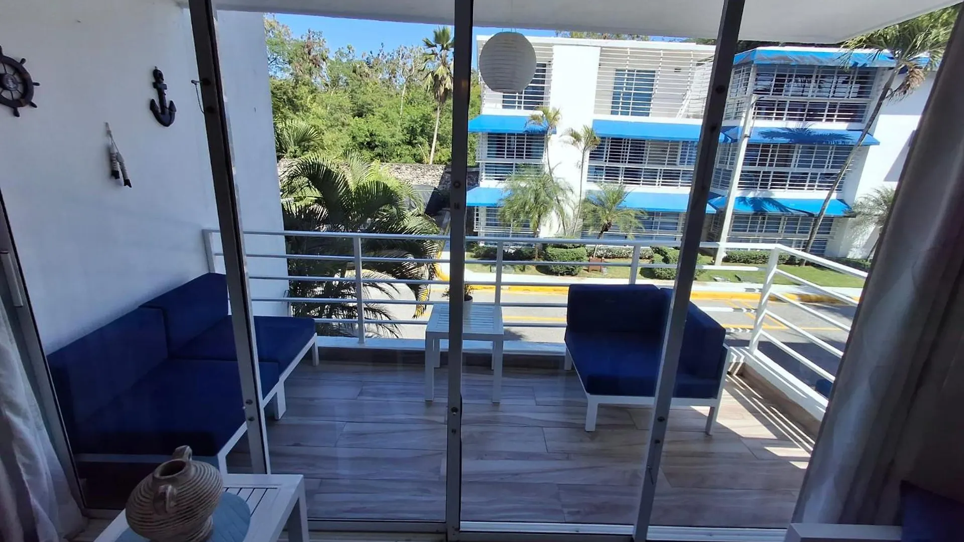 아파트 Playa Juan Dolio, Rd-Acceso Privado A La Playa Justo Al Frente En 1Ra Linea, Areas Sociales, Bbq, Piscina, Gazebos-Parqueo-Wifi-Netflix-Al Lado De Minimarket, Restaurantes, Bares, Tiendas, Clubes De Playa, Campos De Golf, Bancos Comerciales Y Mas 구아야카네스 도미니카 공화국