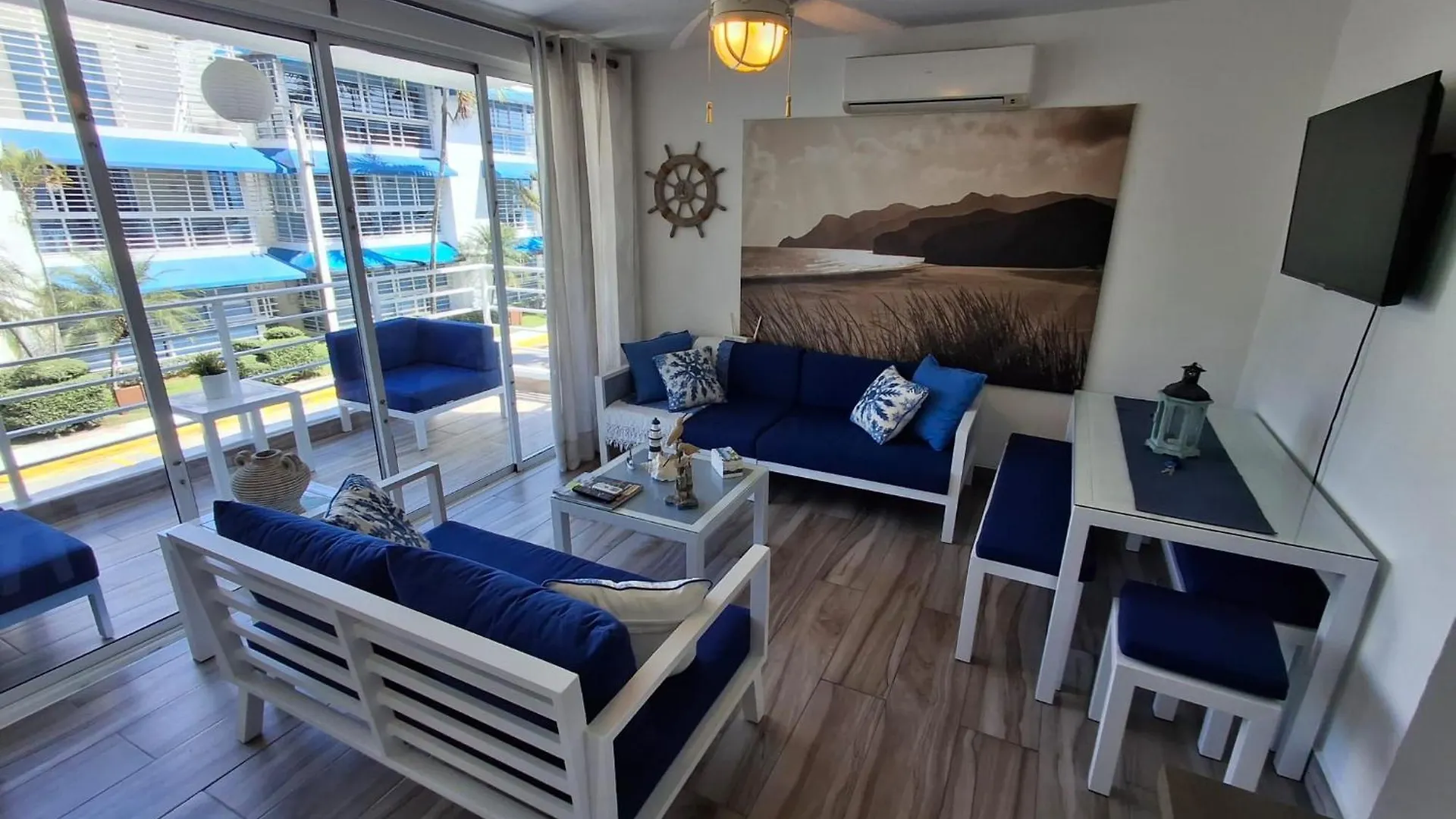 아파트 Playa Juan Dolio, Rd-Acceso Privado A La Playa Justo Al Frente En 1Ra Linea, Areas Sociales, Bbq, Piscina, Gazebos-Parqueo-Wifi-Netflix-Al Lado De Minimarket, Restaurantes, Bares, Tiendas, Clubes De Playa, Campos De Golf, Bancos Comerciales Y Mas 구아야카네스